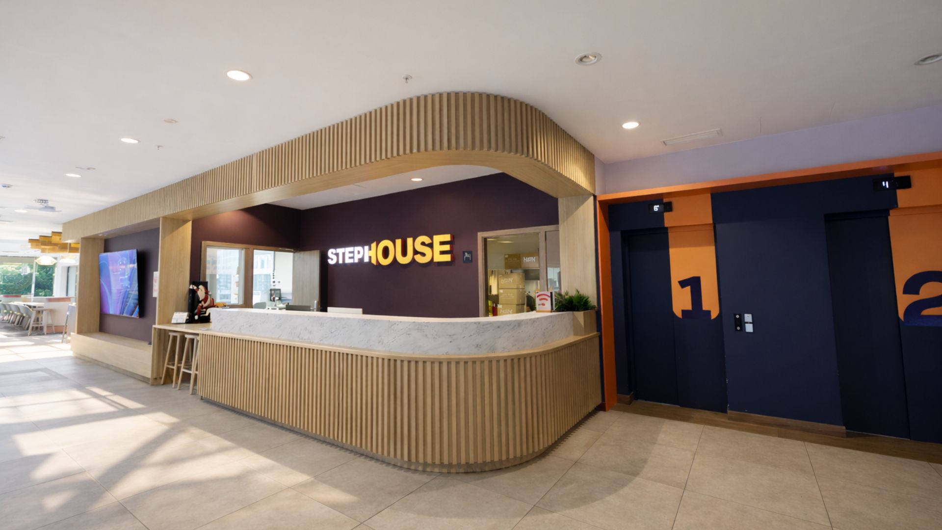 Recepción de residencia universitaria en Sevilla con atención 24 horas