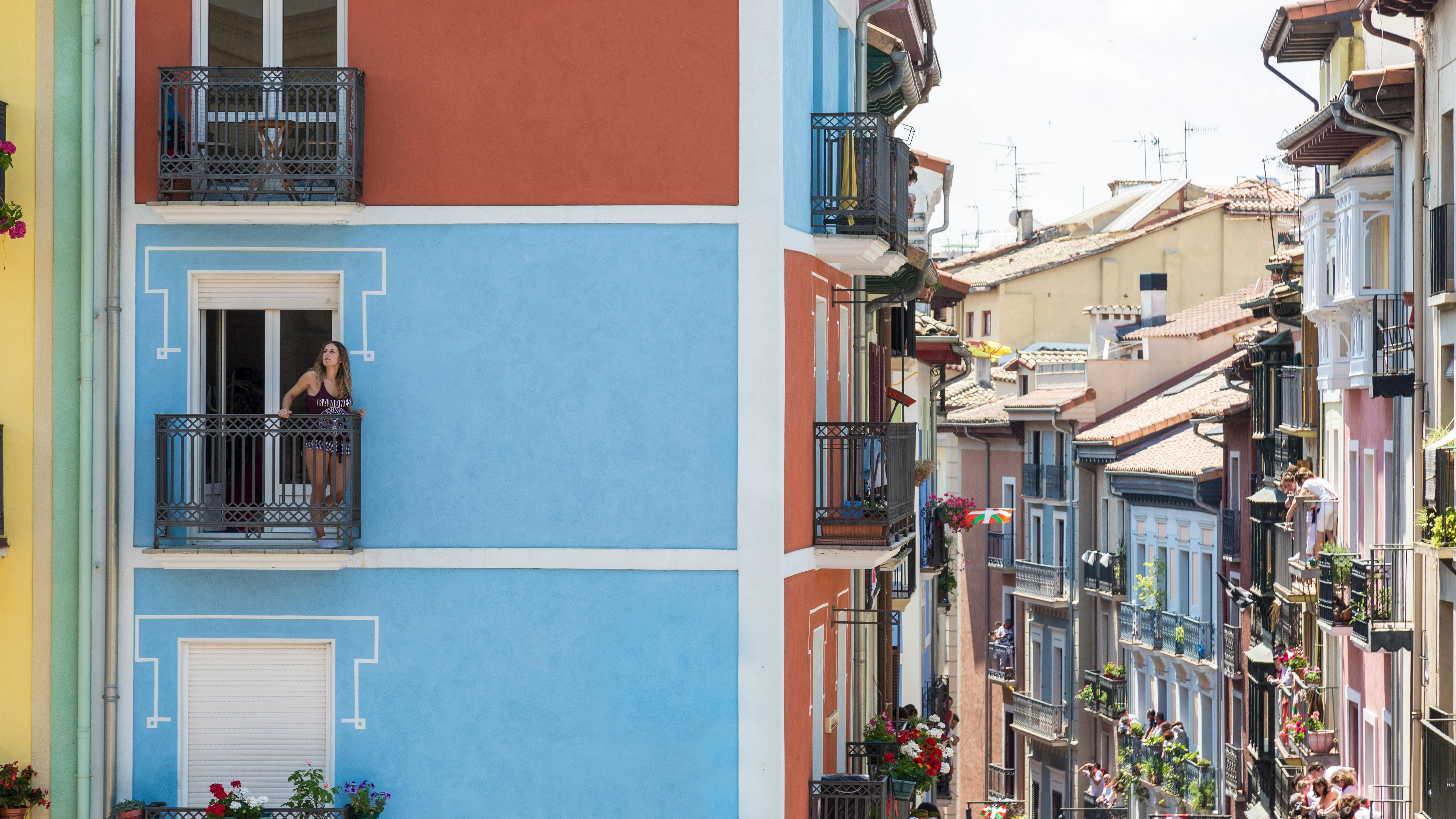 barrios de pamplona con zonas residenciales y estudiantes